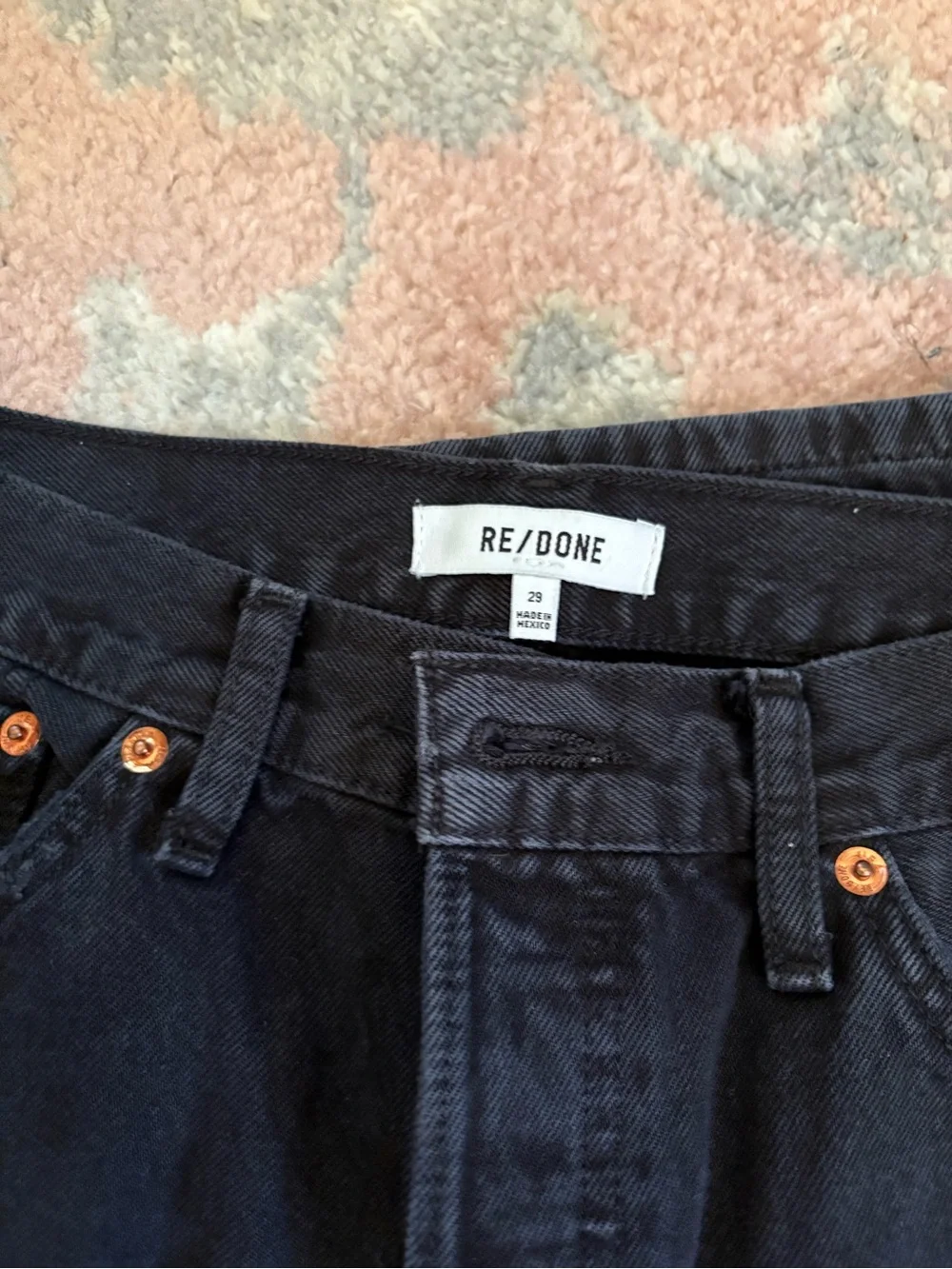 Re/Done High Rise Loose Jeans Washed Black with Rips - Picture 6 of 8